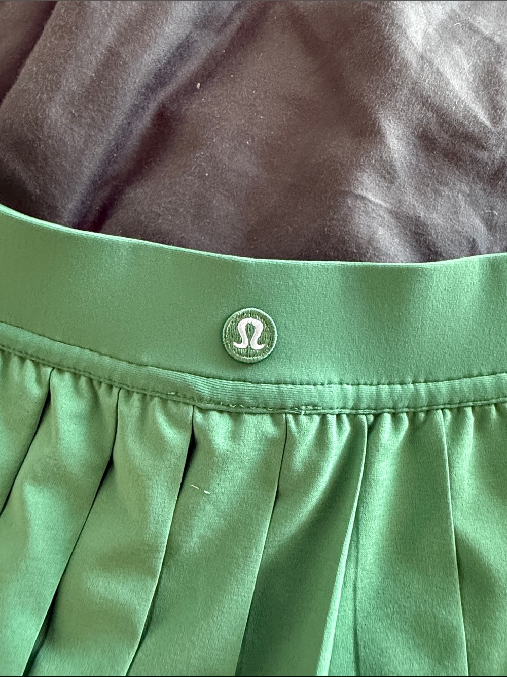 Green Pleated Mini tennis Skirt - Women's Lululemon - Picture 2 of 3